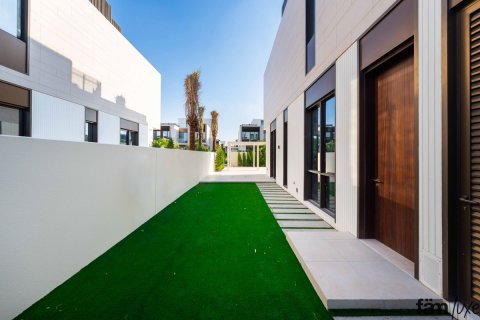 Villa en alquiler en Dubai Hills Estate, Dubai, EAU 5 dormitorios, 660 m2 № 577961 - foto 7