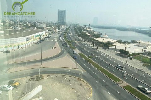 Bureau à louer à Ras Al Khaimah, EAU 185.8 m2 № 588815 - photo 17