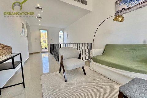 Řadový dům v Al Hamra Village, Ras Al Khaimah, SAE 2 ložnice, 130.1 m² Č.: 588819 - fotografie 7