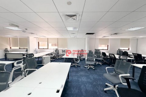 Escritório para arrendamento em Dubai Investment Park, Dubai, EAU 104 m2 № 542250 - foto 2