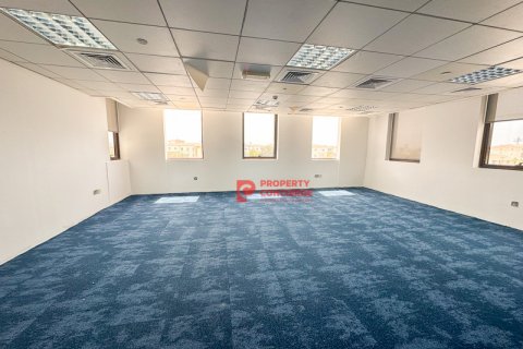 Büroraum zur Miete in Dubai Investment Park, Dubai, VAE 1858 m2 Nr. 542251 - Foto 11