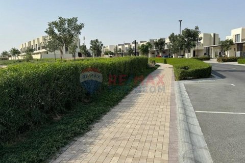 Vila u Dubai South (Dubai World Central), Dubai, UAE 231.1 m2, 4 spavaćih soba Br. 576014
