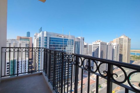 דירה להשכרה ב Electra Street, Abu Dhabi, איחוד האמירויות 3 חדרי שינה, 195.1 מ"ר, מספר 576053 - תמונה 4