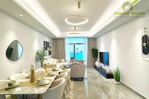 Apartamento em Al Rashidiya, Ajman, EAU 2 quartos, 106.6 m2 № 588515