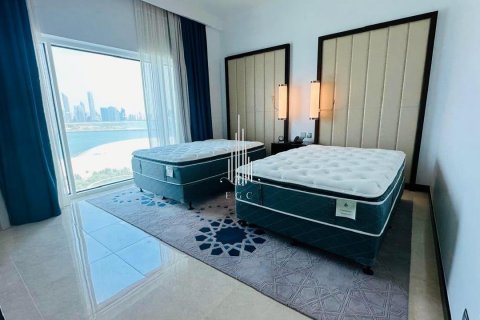 Appartamento a The Marina, Abu Dhabi, EAU 3 camere da letto, 221.9 mq. № 589245