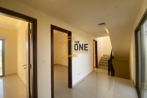 Βίλα σε Al Hamra Village, Ras Al Khaimah, ΗΑΕ 4 υπνοδωμάτια, 249.9 τ.μ. Αρ. 584070 - φωτογραφία 7