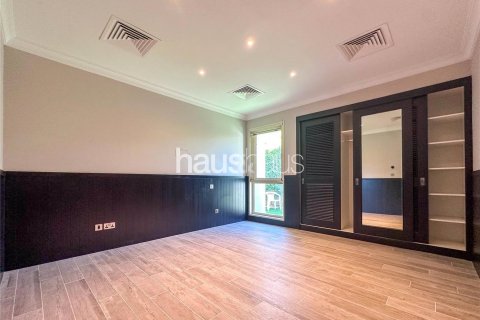 Huvila Arabian Ranches, Dubai, Arabiemiraatit 5 makuuhuonetta, 556 m2 № 625397 - kuva 12