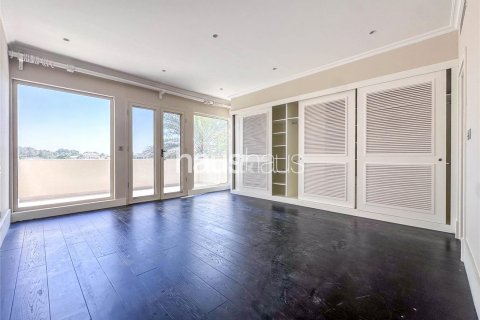 Huvila Arabian Ranches, Dubai, Arabiemiraatit 5 makuuhuonetta, 556 m2 № 625397 - kuva 15