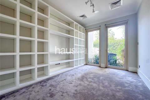 Huvila Arabian Ranches, Dubai, Arabiemiraatit 5 makuuhuonetta, 556 m2 № 625397 - kuva 14