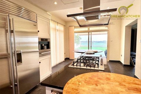 Villa itt: Al Hamra Village, Ras Al Khaimah, EAE, 5 hálószoba, 626.5 m², azonosító: 588436 - fénykép 8