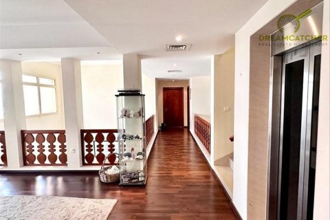 Villa itt: Al Hamra Village, Ras Al Khaimah, EAE, 5 hálószoba, 626.5 m², azonosító: 588436 - fénykép 5