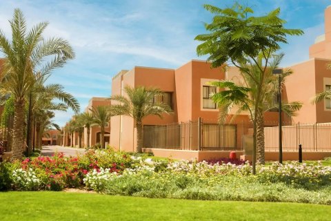 Projecto de desenvolvimento MANGROVE VILLAGE em Abu Dhabi Gate City, Abu Dhabi, EAU № 194296