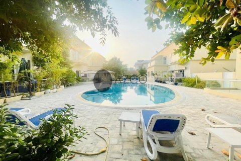 Willa w Jumeirah, Dubai, ZEA 4 sypialnie, 371.6 mkw. nr 438196