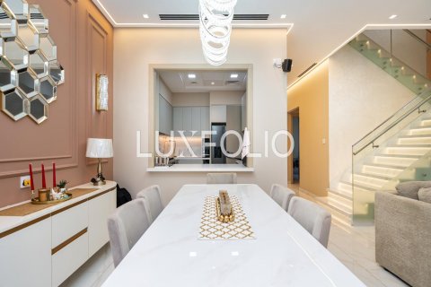 Māja Al Furjan, Dubaijā, AAE 3 istabas, 255 m2 Nr. 627406 - attēls 3