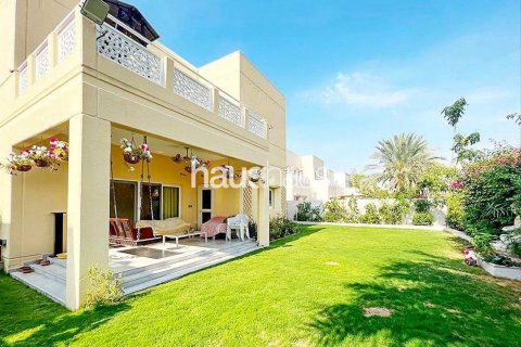 Vila di Meadows, Dubai, UAE 4 bilik tidur, 381 meter persegi № 626690 - foto 7