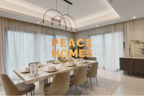 Vila di Al Rahmaniya, Sharjah, UAE 4 bilik tidur, 255 meter persegi № 396130