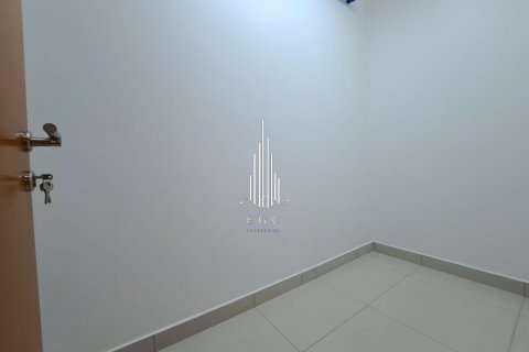 Apartment til leje i Tourist Club Area, Abu Dhabi, UAE 4 soveværelser, 291.9 kvm № 533243 - foto 30