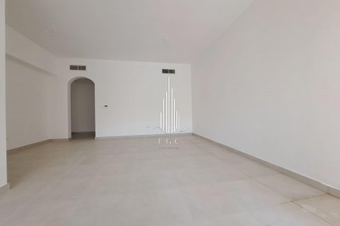 Villa itt: Airport Road, Abu Dhabi, EAE, 3 hálószoba, 236.4 m², azonosító: 533244 - fénykép 11