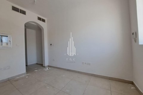 Villa itt: Airport Road, Abu Dhabi, EAE, 3 hálószoba, 236.4 m², azonosító: 533244 - fénykép 9
