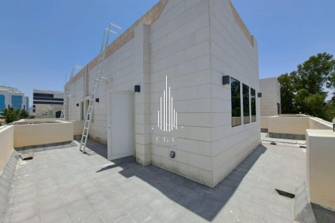 Villa itt: Airport Road, Abu Dhabi, EAE, 3 hálószoba, 236.4 m², azonosító: 533244 - fénykép 14