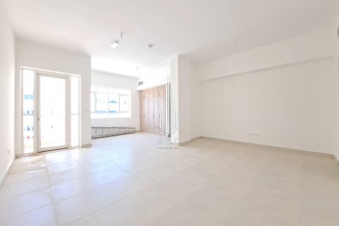 Villa itt: Airport Road, Abu Dhabi, EAE, 3 hálószoba, 236.4 m², azonosító: 533244 - fénykép 2