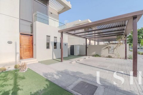 Rumah bandar di DAMAC Hills (Akoya by DAMAC), Dubai, UAE 3 bilik tidur, 257 meter persegi № 621043 - foto 6