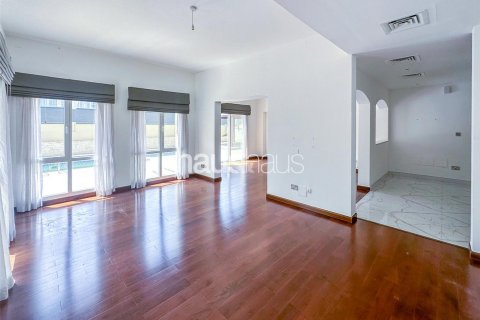 Willa do wynajęcia w Meadows, Dubai, ZEA 5 sypialnie, 540 mkw., nr 626954 - zdjęcie 3