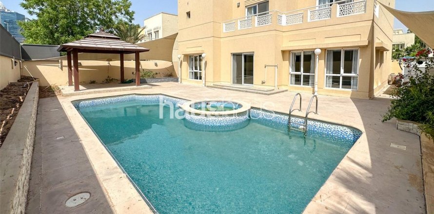 Willa w Meadows, Dubai, ZEA 5 sypialnie, 540 mkw. nr 626954