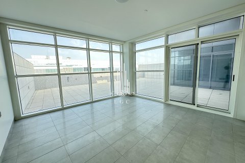 Dúplex en Al Raha Beach, Abu Dhabi, EAU 3 dormitorios, 392 m² № 577780