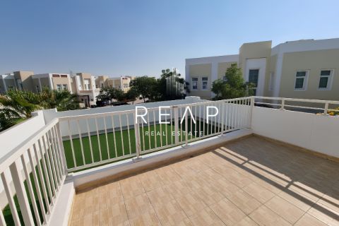 Vila di Mudon, Dubai, UAE 5 bilik tidur, 1070 meter persegi № 499608 - foto 6