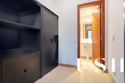 Apartment til salg i DIFC, Dubai, UAE 2 soveværelser, 140 kvm № 628980 - foto 18
