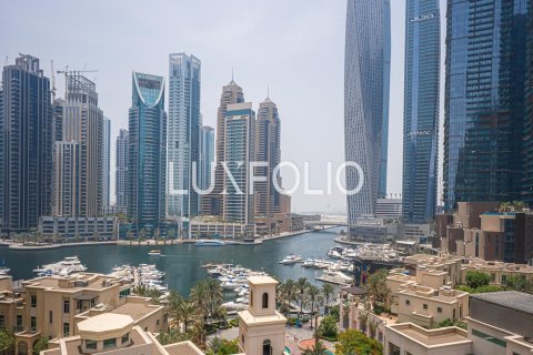 Huoneisto Dubai Marina, Dubai, Arabiemiraatit 2 makuuhuonetta, 159 m2 № 627299