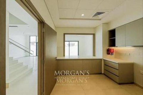 Városi lakóépület itt: Al Furjan, Dubai, EAE, 3 hálószoba, 263.5 m², azonosító: 544290 - fénykép 9
