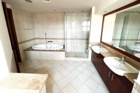 Huoneisto Palm Jumeirah, Dubai, Arabiemiraatit 2 makuuhuonetta, 175 m2 № 625802 - kuva 9