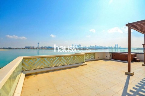 Villa te koop in Palm Jumeirah, Dubai, VAE 5 slaapkamers, 1292 vr.m., nr 625805 - foto 4