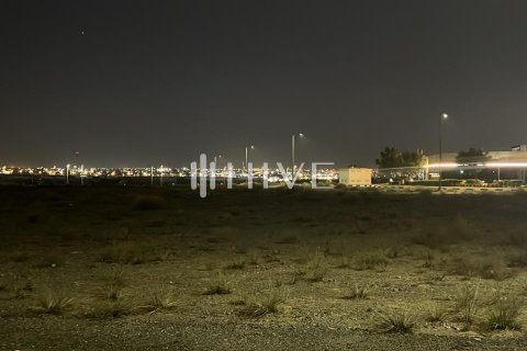 Land til salg i Tilal City, Sharjah, UAE 517.6 kvm № 425933 - foto 16