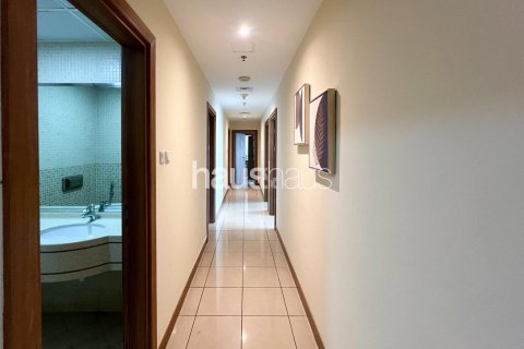 Apartamento en alquiler en Dubai Marina, Dubai, EAU 3 dormitorios, 140 m2 № 627214 - foto 17