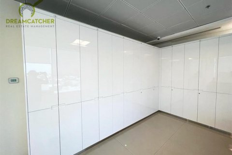 Oficina en alquiler en Ras Al Khaimah, EAU 185.8 m2 № 588519 - foto 14