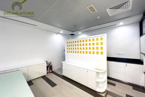 Oficina en alquiler en Ras Al Khaimah, EAU 185.8 m2 № 588519 - foto 13
