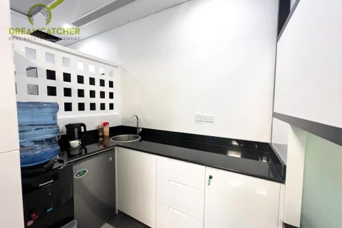 Oficina en alquiler en Ras Al Khaimah, EAU 185.8 m2 № 588519 - foto 7