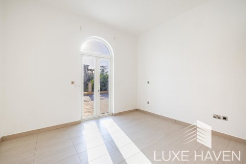 Villa para arrendamento em Jumeirah Park, Dubai, EAU 4 quartos, 385.92 m2 № 413592 - foto 10