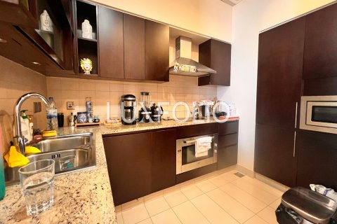 Müüa korter asukohaga Palm Jumeirah, Dubai, AÜE: 1 magamistoaga, 120 m² Nr 628040 - pilt 8