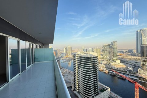 Business Bay、Dubai、UAEにあるマンション 2ベッドルーム、84.1 m2 No577649