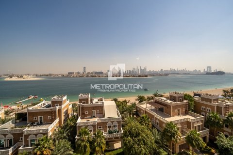 Huoneisto Palm Jumeirah, Dubai, Arabiemiraatit 4 makuuhuonetta, 312 m2 № 593820 - kuva 30