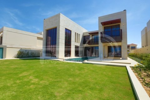Vila di Saadiyat Island, Abu Dhabi, UAE 6 bilik tidur, 848.9 meter persegi № 407702 - foto 2
