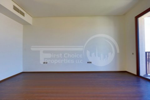 Vila di Saadiyat Island, Abu Dhabi, UAE 6 bilik tidur, 848.9 meter persegi № 407702 - foto 11
