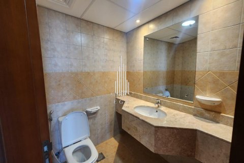 Снять в аренду квартиру в Al Khalidiya, Абу-Даби, ОАЭ 2 спальни, 102м2, № 572789 - фото 9