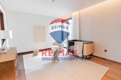 Vilë në Saadiyat Island, Abu Dhabi, Emiratet e Bashkuara Arabe 5 dhoma gjumi, 800 m2. № 580391 - Foto 11