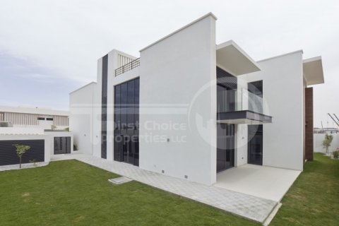Villa in vendita a Yas Island, Abu Dhabi, EAU 4 camere da letto, 462.7 mq. № 407022 - foto 3