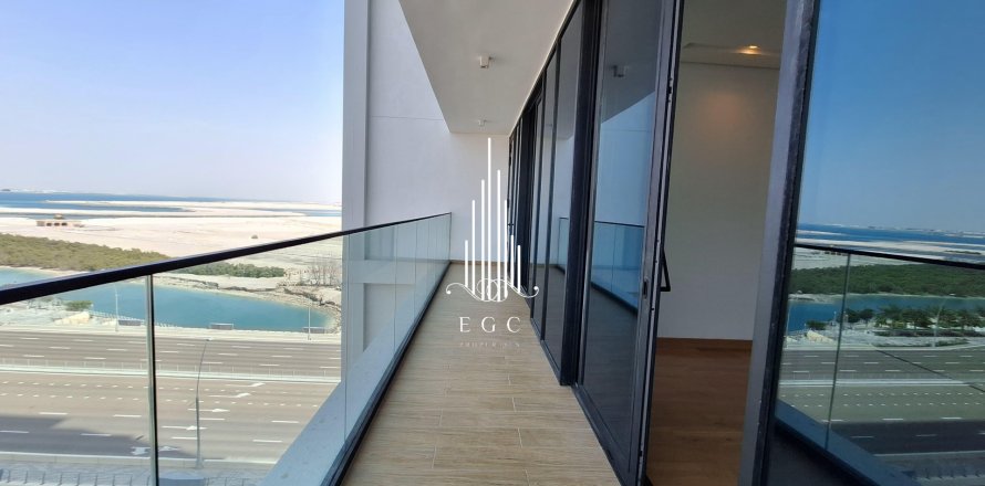 Apartment i Al Reem Island, Abu Dhabi, UAE 2 soveværelser, 141.8 kvm № 499979